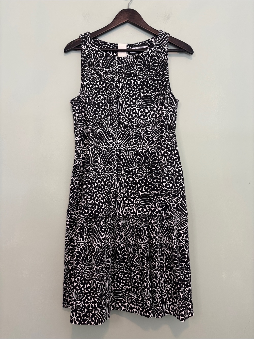 Banana Republic x Marimekko Sleeveless Black & White Dress (Size 10)